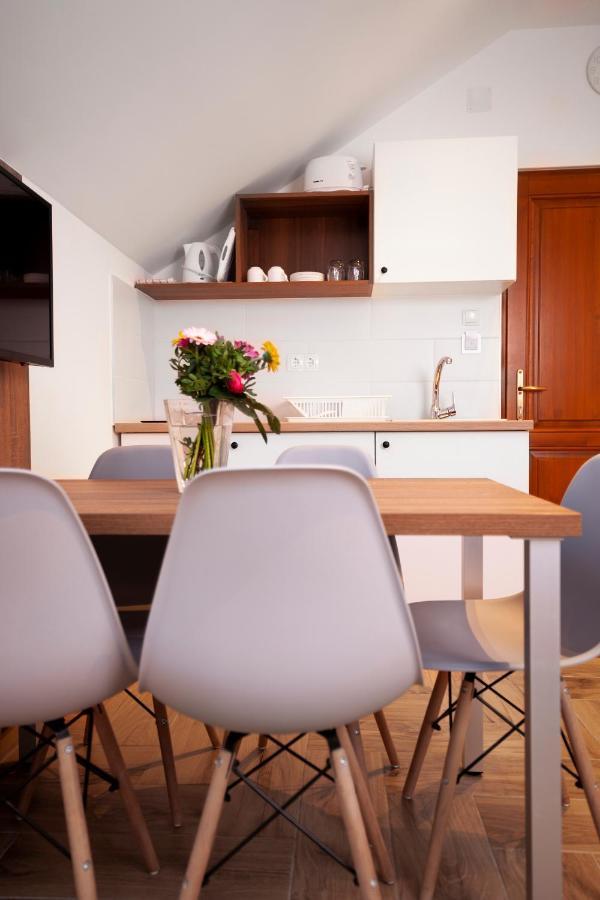 Hvt Comfort Apartments Mezokovesd ภายนอก รูปภาพ